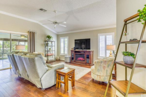 Near Golf Courses Home with Sunroom in The Villages